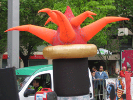 Assorted inflatable columns